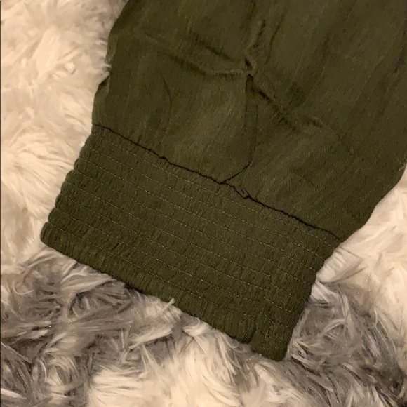 3/$20 Boho feel forest green pants - Picture 3 of 4